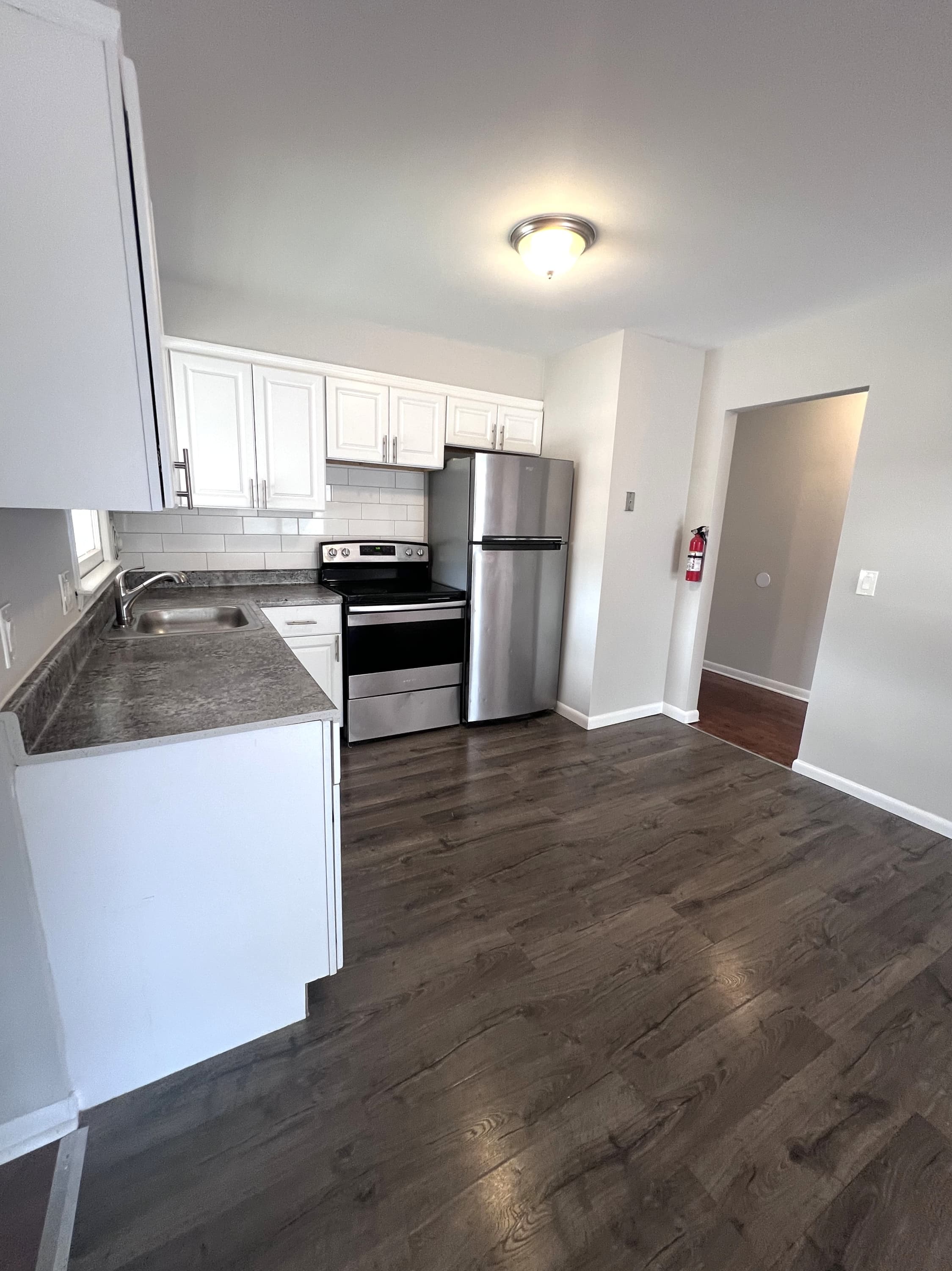 Interior or exterior of 96 South Hamilton Street - #B8